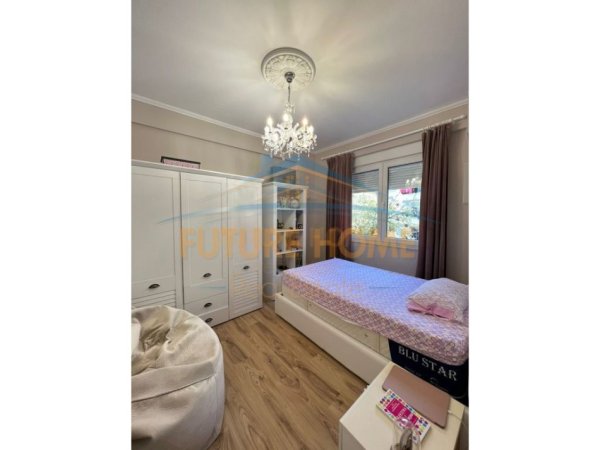 Tirane, shitet apartament 2+1 Kati 4, 98 m² 220.000 € (Liqeni i Thate)