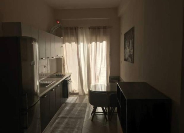 Tirane, jepet me qera apartament 1+1+Ballkon Kati 1, 50 m² 350 € (Fresk , rruga muhamed deliu , te pika e gazit)