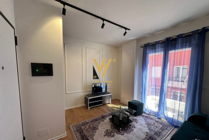 Tirane, jepet me qera apartament 1+1+Ballkon Kati 3, 60 m² 500 € (SELITE)