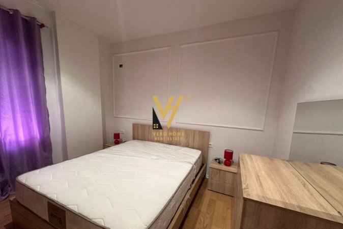 Tirane, jepet me qera apartament 1+1+Ballkon Kati 3, 60 m² 500 € (SELITE)