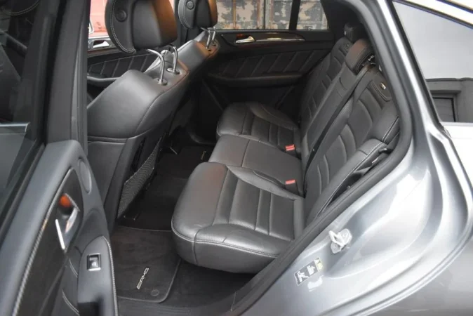 France, shes SUV | Fuoristrad | Xhip Mercedes-Benz GLE 63 AMG Coupe 4Matic 360Cam*Pano*FullOption Benzin, gri metalizato automatik Kondicioner 150.000 km 28.999 €