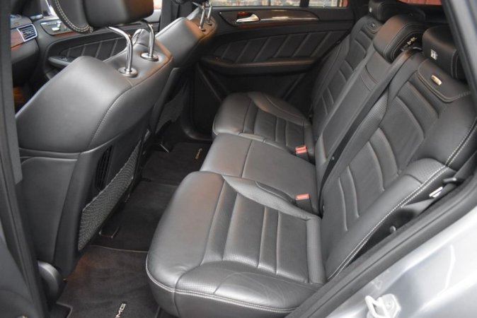 France, shes SUV | Fuoristrad | Xhip Mercedes-Benz GLE 63 AMG Coupe 4Matic 360Cam*Pano*FullOption Benzin, gri metalizato automatik Kondicioner 150.000 km 28.999 €