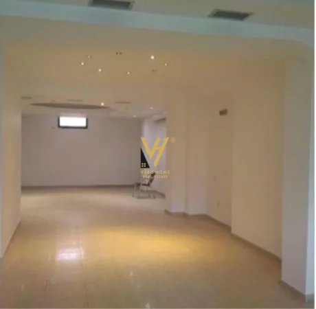 Tirane, shitet dyqan Kati 0, 116 m² 348.000 € (RRUGA E ELBASANIT)