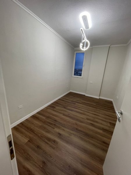 SHITET APARTAMENT 2+1 ILIRIA PLAZH DURRES 108000 EURO