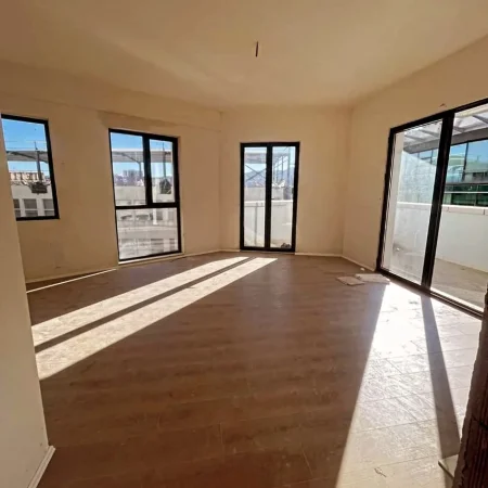 Tirane, shitet apartament 3+1 , 149 m² (Shkolla Vasil Shanto)