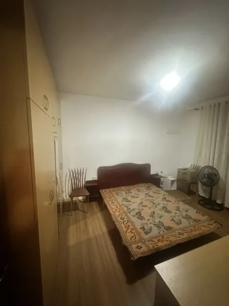 Tirane, shes apartament 1+1+Aneks Kati 4, 51 m² 120.000 € (Te 21 Dhjetori buze rruge)
