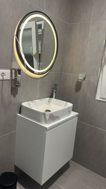 Tirane, jepet me qera garsonier 1+1 Kati 2, 40 m² 400 € (Rruga e Elbasanit)