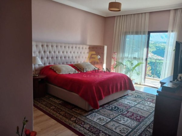 Tirane, jepet me qera apartament 2+1 Kati 2, 500 € (Linze)