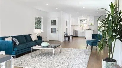 Tirane, jepet me qera apartament 2+1 Kati 3, 120 m² 800 € (Don Bosko)