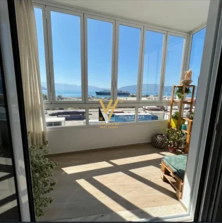 Vlore, shitet apartament 3+1+Ballkon Kati 4, 148 m² 318.000 € (VLORE, LUNGOMARE)