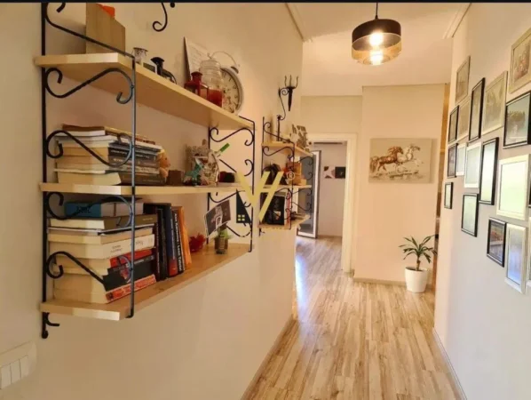 Vlore, shitet apartament 3+1+Ballkon Kati 4, 148 m² 318.000 € (VLORE, LUNGOMARE)