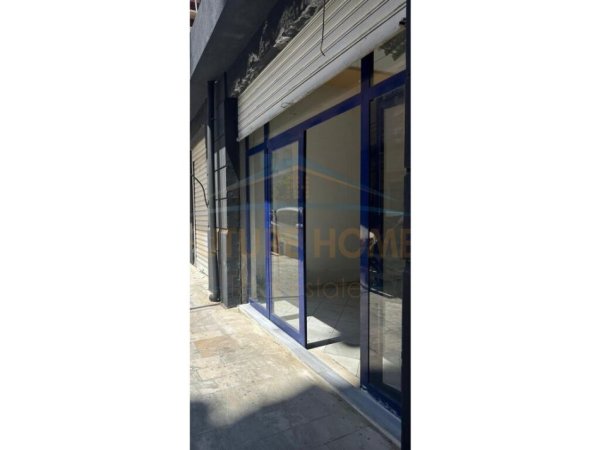 Durres, shitet ambjent biznesi Kati 0, 97 m² 261.900 € (Bulevardi Kryesor, Durres)