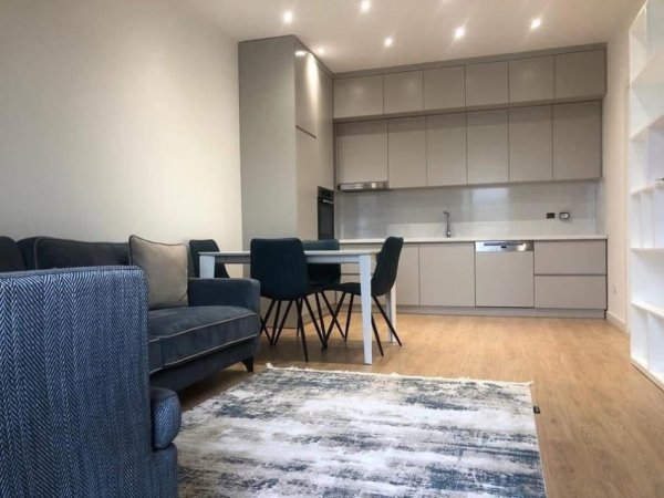 Tirane, jepet me qera apartament 1+1+Aneks Kati 8, 67 m² 550 € 