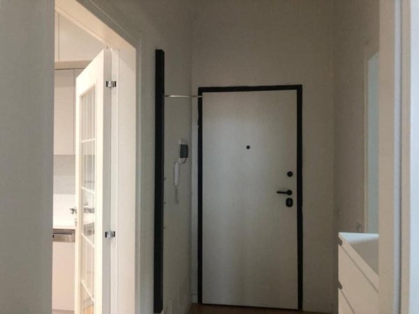 Tirane, jepet me qera apartament 1+1+Aneks Kati 8, 67 m² 550 € 