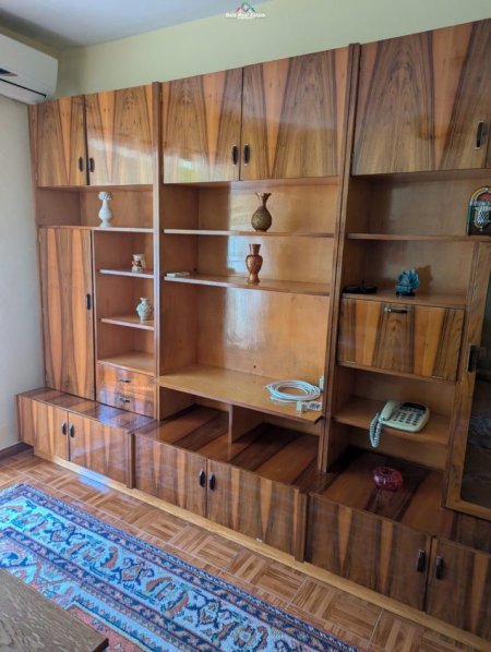 Tirane, jepet me qera apartament 2+1 Kati 3, 80 m² 650 € (qender)