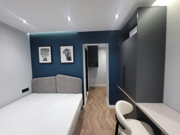 Tirane, shitet apartament 1+1 Kati 1, 90 m² 268.000 € (21 Dhjetori)