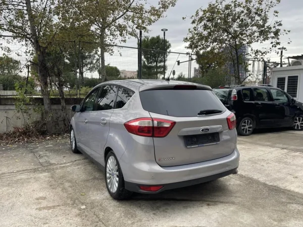 Tirane, shes makine FORD C MAX TITANIUM Nafte, gri metalizato manuale Klima 172.900 km 6.200 €