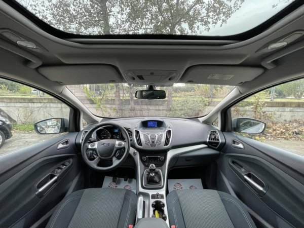 Tirane, shes makine FORD C MAX TITANIUM Nafte, gri metalizato manuale Klima 172.900 km 6.200 €