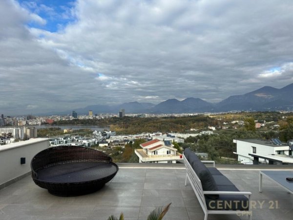 Tirane, jap me qera Vile , 970 m² 6.500 € (Liqeni i Thatë)