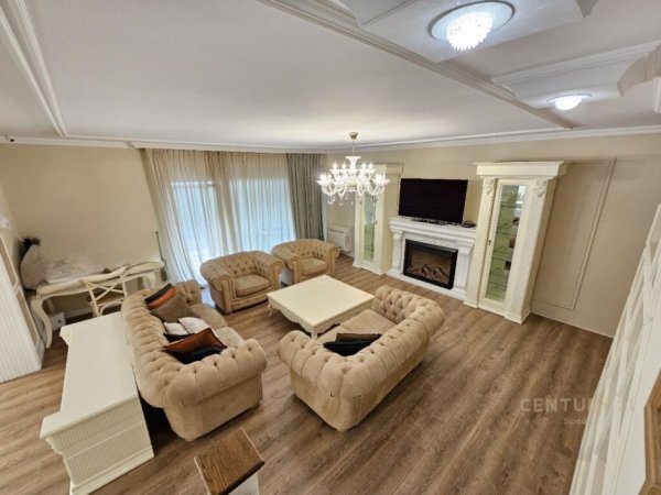 Tirane, jap me qera apartament 3+1+2 , 210 m² 1.350 € (Kodra e Diellit)