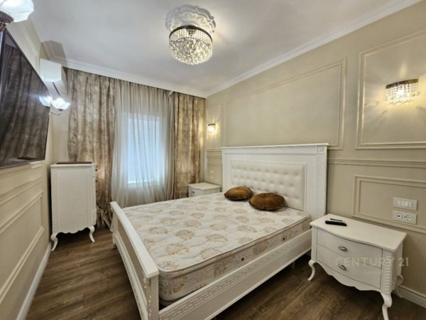 Tirane, jap me qera apartament 3+1+2 , 210 m² 1.350 € (Kodra e Diellit)