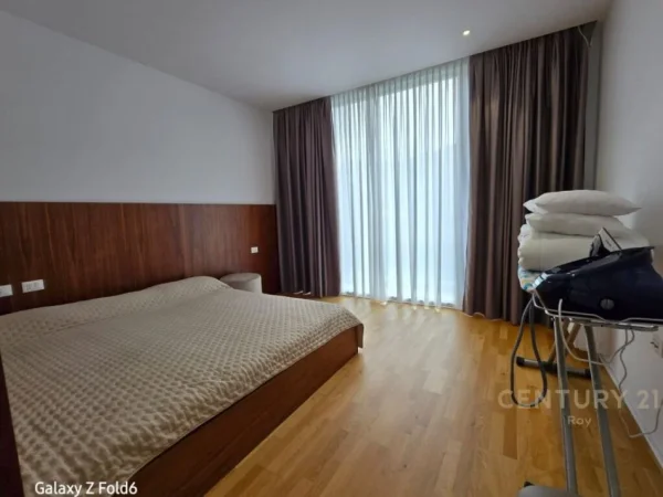 Tirane, shes Vile , 767 m² 1.200.000 € (Vishnje, Vishaj)