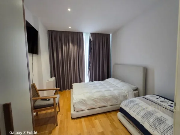 Tirane, shes Vile , 767 m² 1.200.000 € (Vishnje, Vishaj)