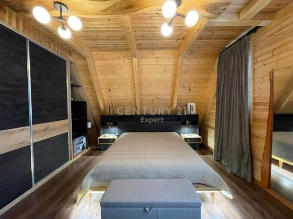 Tirane, shes Vile 3+1 Kati 1, 11.000 m² 2.500.000 € 