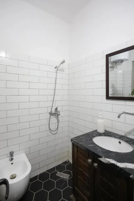 Durres, jepet me qera apartament 1+1 Kati 0, 50 m² 250 € 