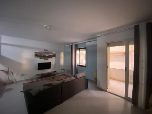 Durres, shitet apartament 1+1 Kati 4, 69 m² 75.000 € (SHKEMBI KAVAJES!)