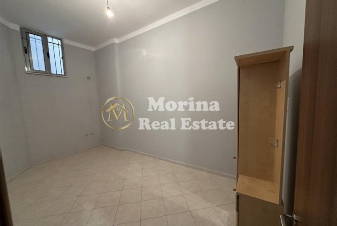 Tirane, jepet me qera apartament 2+1 Kati 3, 130 m² 350 € (Fresku)
