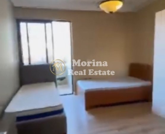 Tirane, jepet me qera apartament 3+1 Kati 9, 120 m² 950 € (Rruga e Kosovarve)