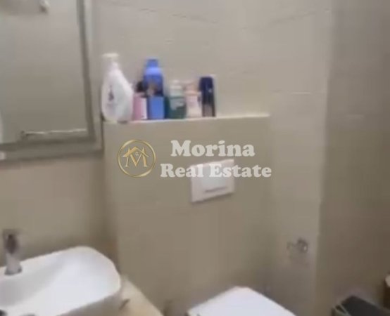 Tirane, jepet me qera apartament 3+1 Kati 9, 120 m² 950 € (Rruga e Kosovarve)