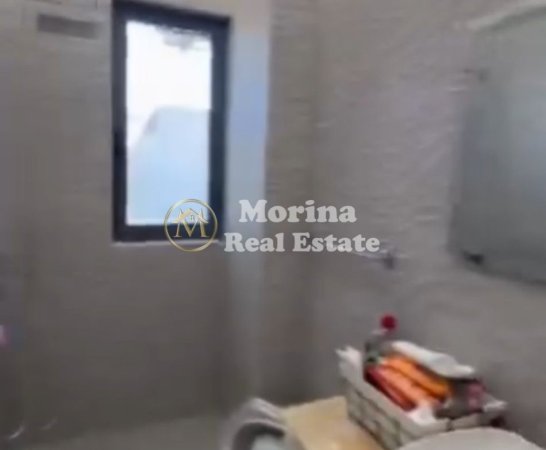 Tirane, jepet me qera apartament 3+1 Kati 9, 120 m² 950 € (Rruga e Kosovarve)