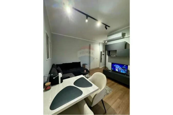 Tirane, jepet me qera 1+1 Kati 8, 55 m² 550 € (Bulevardi Zogu I, Shqipëri)