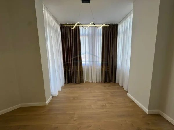 Tirane, shitet apartament 1+1 Kati 3, 65 m² 135.000 € (Kodra e Diellit)