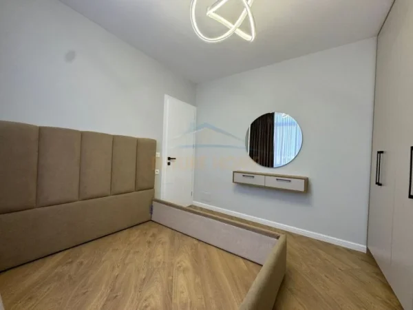 Tirane, shitet apartament 1+1 Kati 3, 65 m² 135.000 € (Kodra e Diellit)