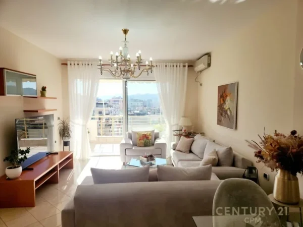 Tirane, jepet me qera apartament 2+1+Aneks+Ballkon Kati 11, 130 m² (ISH BLLOKU)