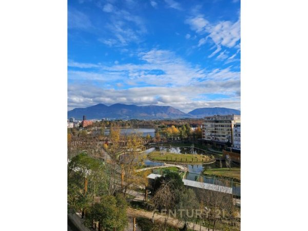Tirane, jepet me qera apartament 2+1+Aneks+Ballkon Kati 3, 120 m² 900 € (Kopshti Zoologjik)