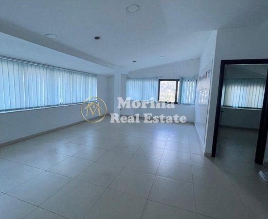 Tirane, jepet me qera ambjent biznesi Kati 1, 230 m² 1.500 € (Brryli)