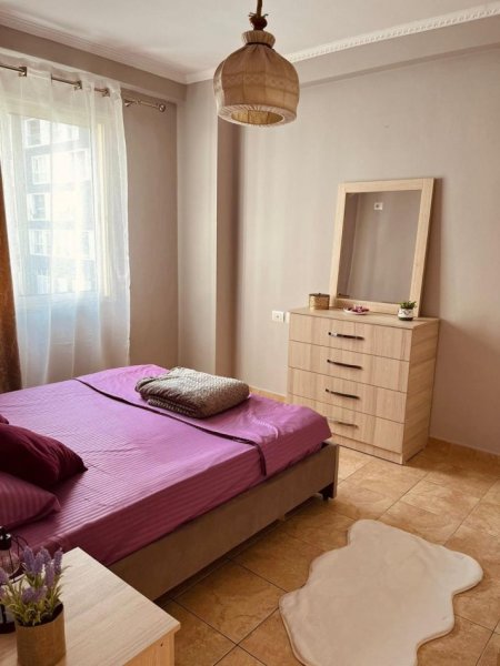 Tirane, jap me qera apartament 2+1+Ballkon Kati 1, 70 m² 650 € (Don Bosko)
