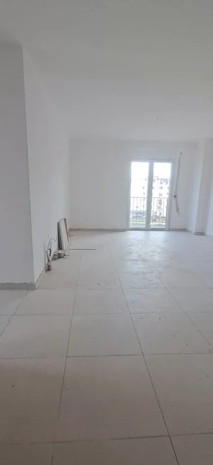 SHITET APARTAMENT 1+1 NE ASTIR , KOMPLEKSI JOLLA , 98,000 EURO