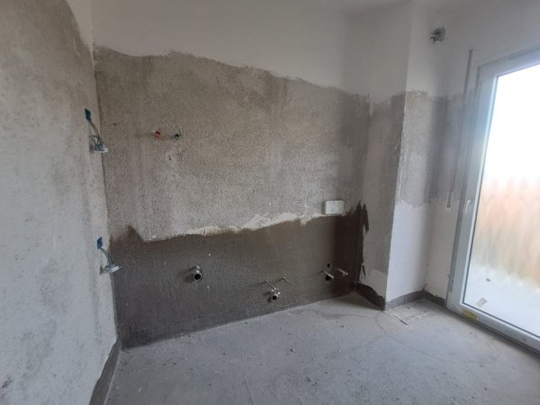 SHITET APARTAMENT 1+1 NE ASTIR , KOMPLEKSI JOLLA , 98,000 EURO