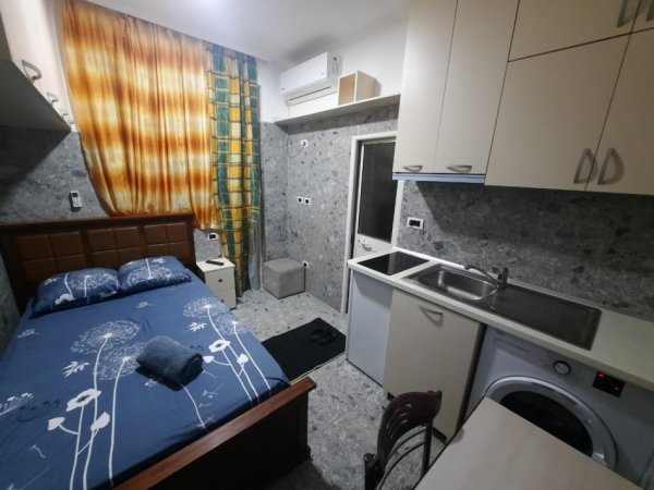 Tirane, jepet me qera apartament 1+1 Kati 2, 37 m² 350 € (Stacioni i Trenit)