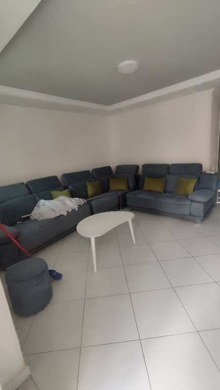 Tirane, jepet me qera apartament 3+1 Kati 3, 150 m² 700 € (Don Bosko)
