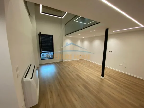 Tirane, jepet me qera ambjent biznesi Kati 1, 150 m² 1.000 € (Porcelan)