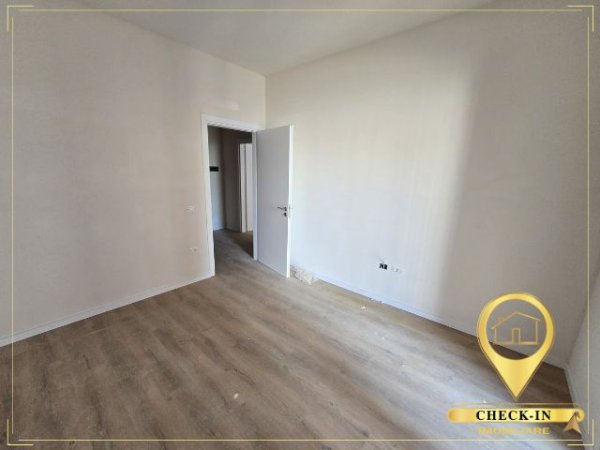 Tirane, shitet apartament 1+1+Aneks+Ballkon Kati 3, 68 m² 83.000 € (Astir)