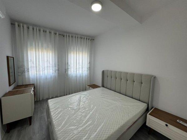 Tirane, shitet apartament 3+1+Ballkon Kati 4, 144 m² 349.999 € (Liqeni i Thate)