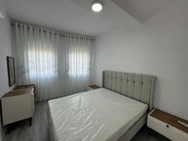 Tirane, shitet apartament 3+1+Ballkon Kati 4, 144 m² 349.999 € (Liqeni i Thate)