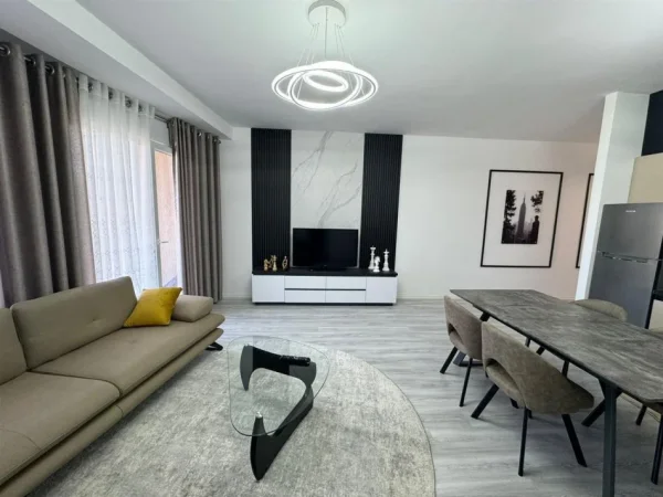 Tirane, shitet apartament 3+1+Ballkon Kati 4, 144 m² 349.999 € (Liqeni i Thate)